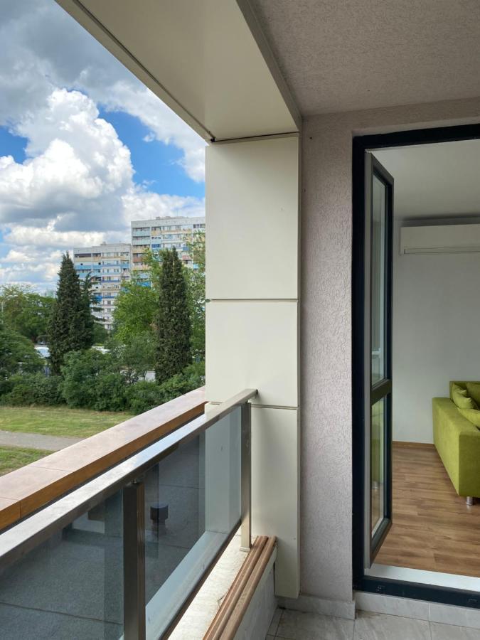 The Ideal Apartment Бургас Екстериор снимка