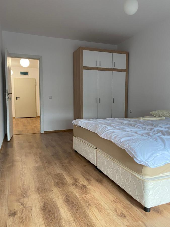 The Ideal Apartment Бургас Екстериор снимка